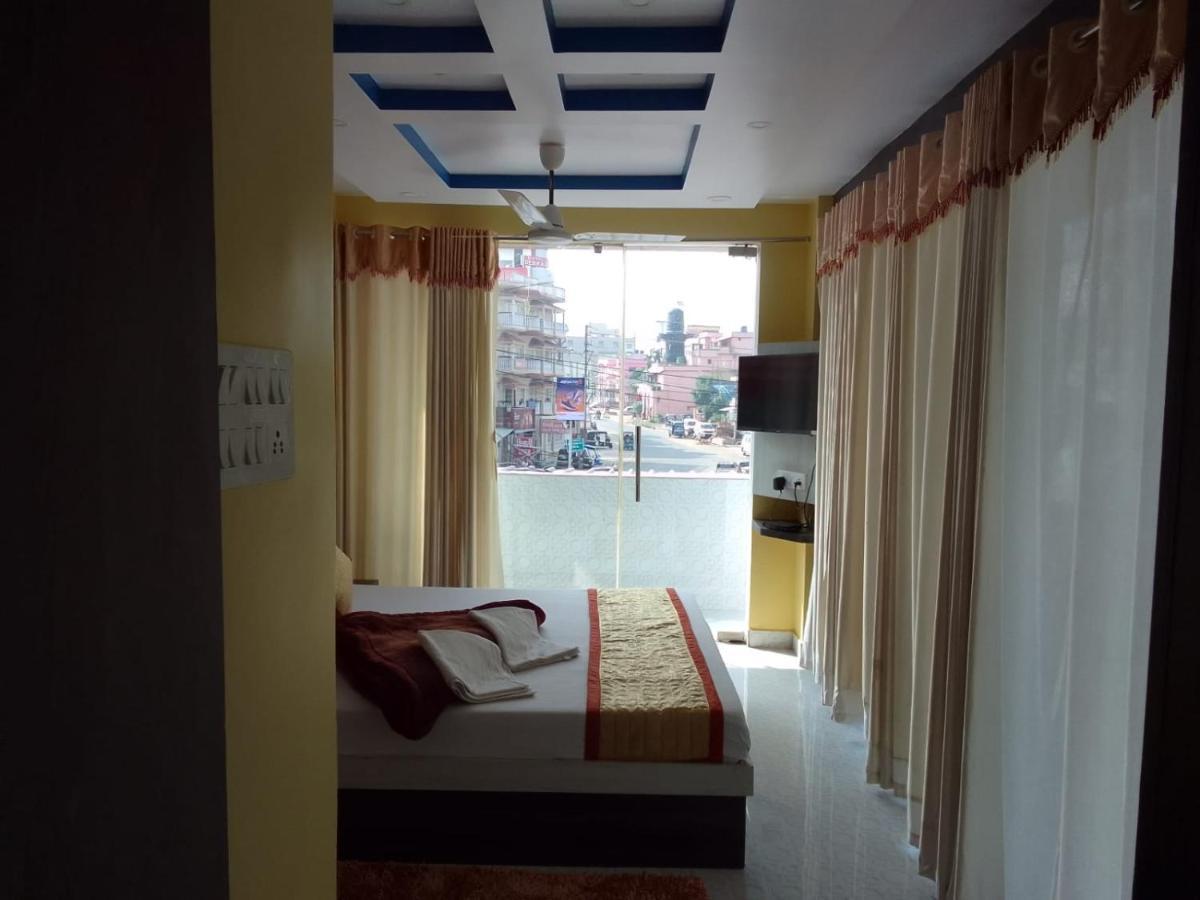 Hotel Rajmahal Tarapith Ngoại thất bức ảnh